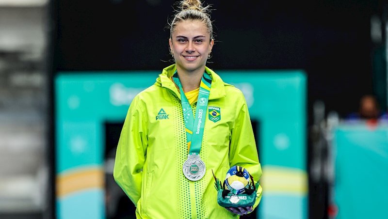 Bruna Takahashi ficou com a prata em Santiago. Fot