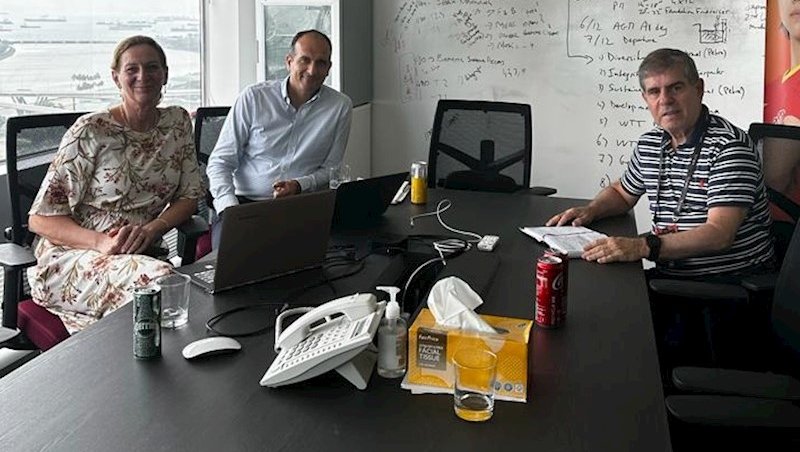 Alaor Azevedo teve várias reuniões em Singapura. F