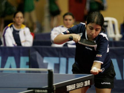 VENEZUELA ARRASA CHILE E ESTÁ NA FINAL
