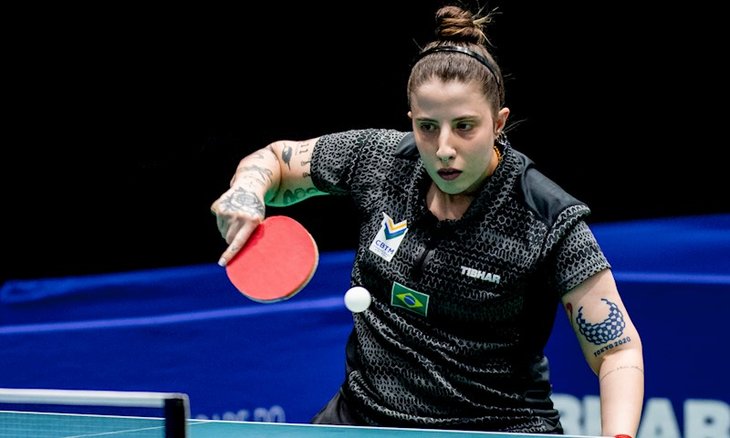 Jennyfer Parinos será a primeira brasileira a ir à