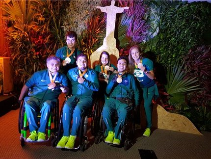 Com mesatenistas, Comitê Paralímpico Brasileiro homenageia medalhistas dos Jogos Rio 2016