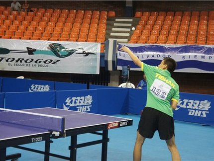 Vitor Ishiy vence e esta na semifinal do torneio sub-21