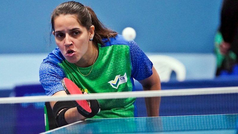 Cátia Oliveira segue na disputa por medalhas na Ta