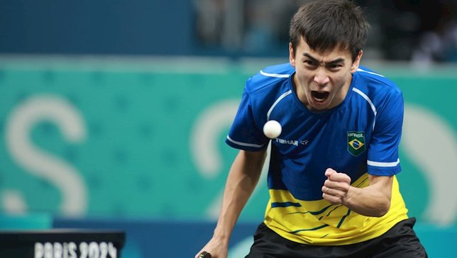 Vitor Ishiy comemora a classificação brasileira ap