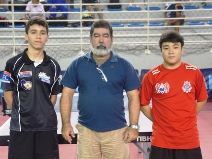 Árbitro da CBTM comemora aniversário durante a Copa Brasil em Vitória