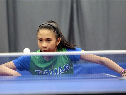 Giulia Takahashi está nas quartas em duplas femininas e duplas mistas no Desafio Mundial de Cadetes