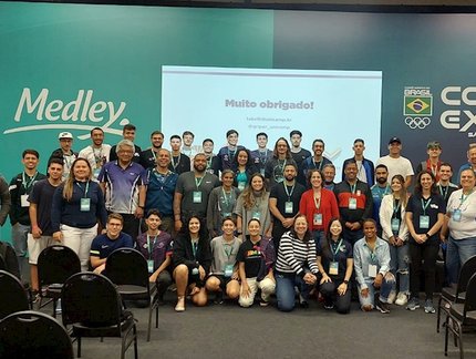 Palestra de Taísa Belli leva metodologia da Universidade do Tênis de Mesa ao público durante a COB Expo 2023