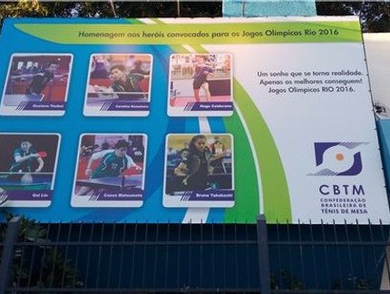 Atletas olímpicos são homenageados em novo painel na sede da CBTM