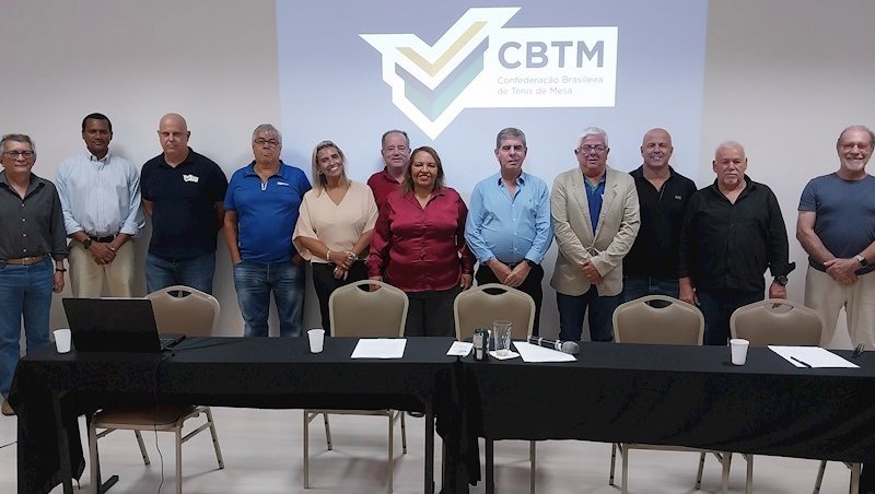 Participantes da Assembleia Geral da CBTM, no Rio.