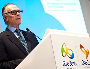 Carlos Nuzman durante coletiva sobre as instalações do Rio 2016 (Foto: Sergio Huoliver/Rio 2016)