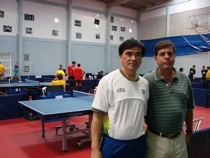 ALAOR E WEI JIANREN PRESTIGIAM OLIMPÍADAS ESCOLARES