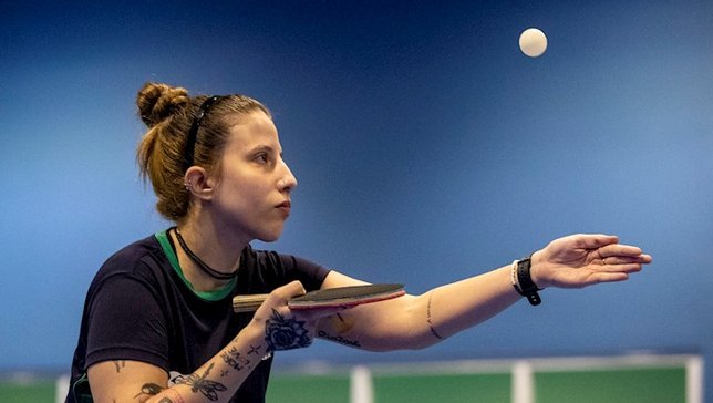Jennyfer Parinos encara alemã no jogo decisivo des