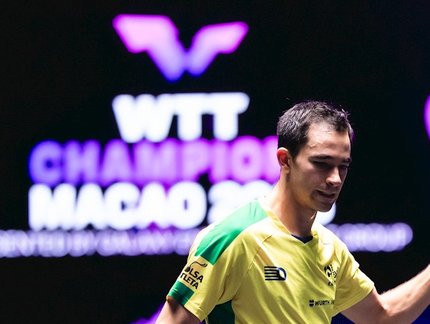 Hugo Calderano avança para as quartas de final do WTT Champions Macau