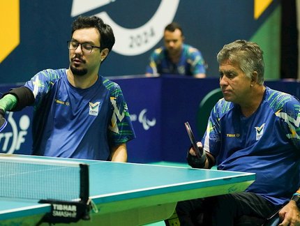 Guilherme Costa e Iranildo Espíndola conquistam medalha de prata em duplas na Classe MD4 do Aberto Paralímpico ITTF Fa40