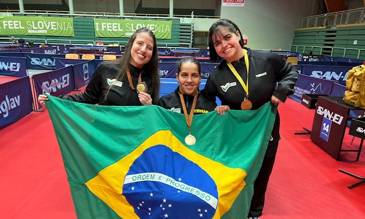 Jennyfer Parinos, Cátia Oliveira e Bruna Alexandre