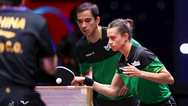 Dupla formada por Bruna Takahashi e Hugo Calderano sobe no ranking mundial e faz história para o Brasil
