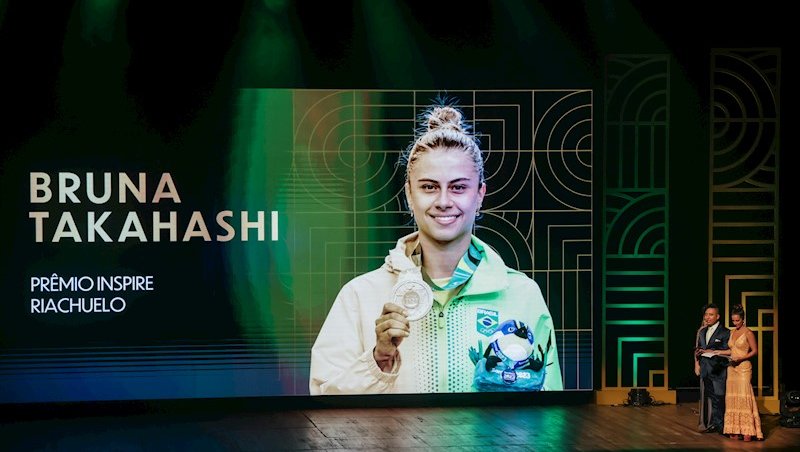Bruna Takahashi, a mais inspiradora do esporte bra