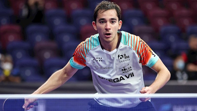 Hugo Calderano caiu para adversário sul-coreano. F