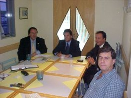 REDE RECORD E CBTM DISCUTEM PARCERIA