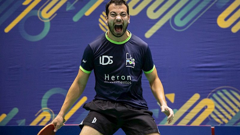 Henrique Narita é o fundador da Academia Life Pong