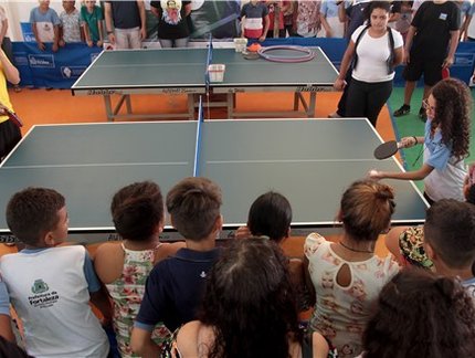 Na capital cearense, tênis de mesa se aprende na escola