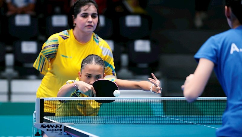 Giulia Takahashi e Bruna Alexandre, no duelo de du