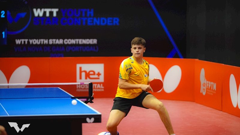 Lucas Romanski se despediu do individual nas oitav