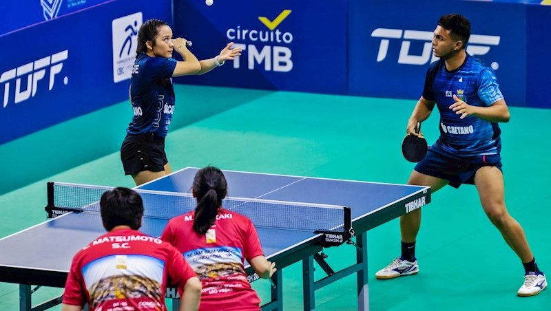 Thalyres Fukase e Diogo Silva (de azul) conquistar