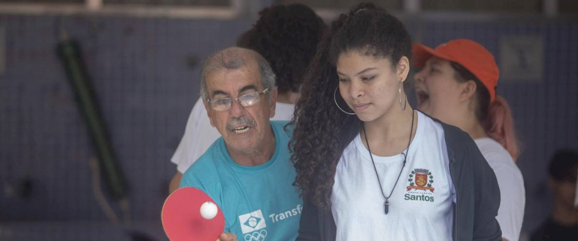 Festival Transforma, do COB, leva tênis de mesa para escolas de Santos e Rio de Janeiro