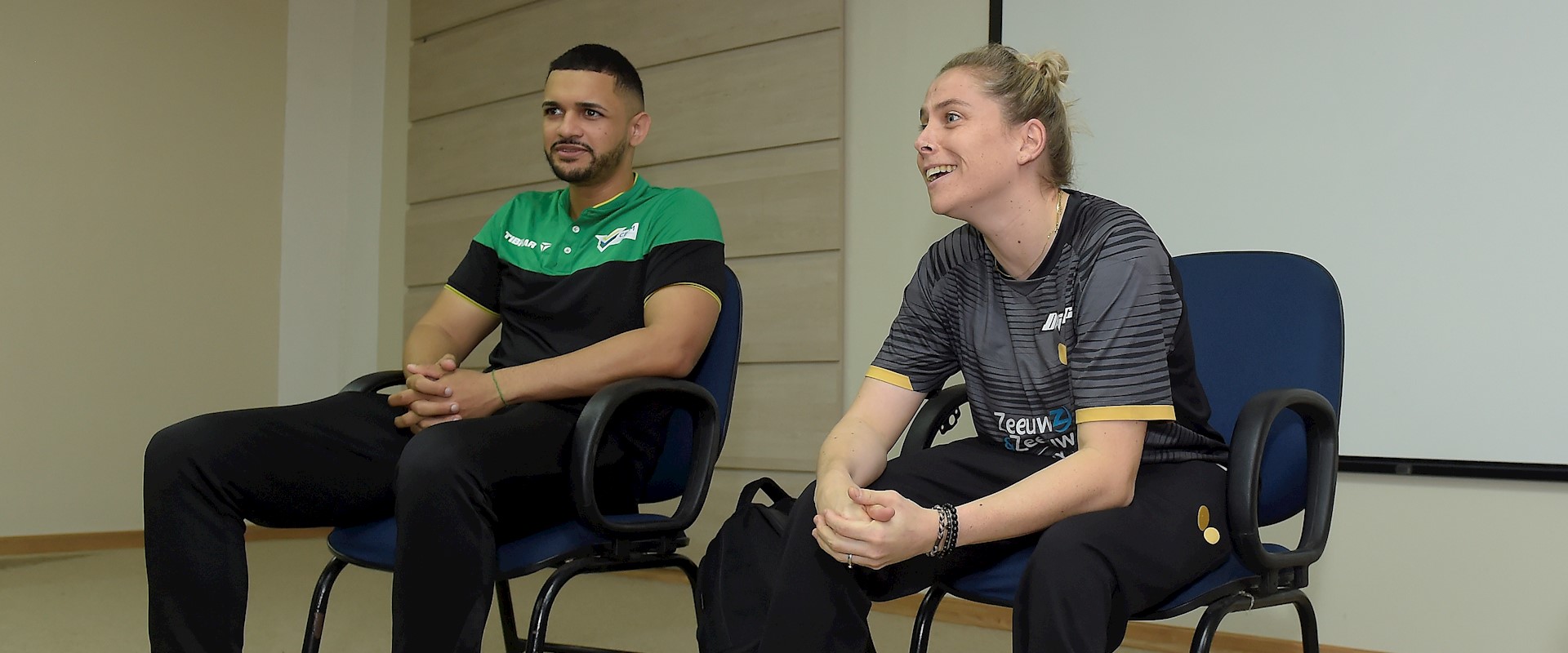 Tetracampeã paralímpica, Kelly van Zon compartilha experiências com atletas e fãs em Blumenau