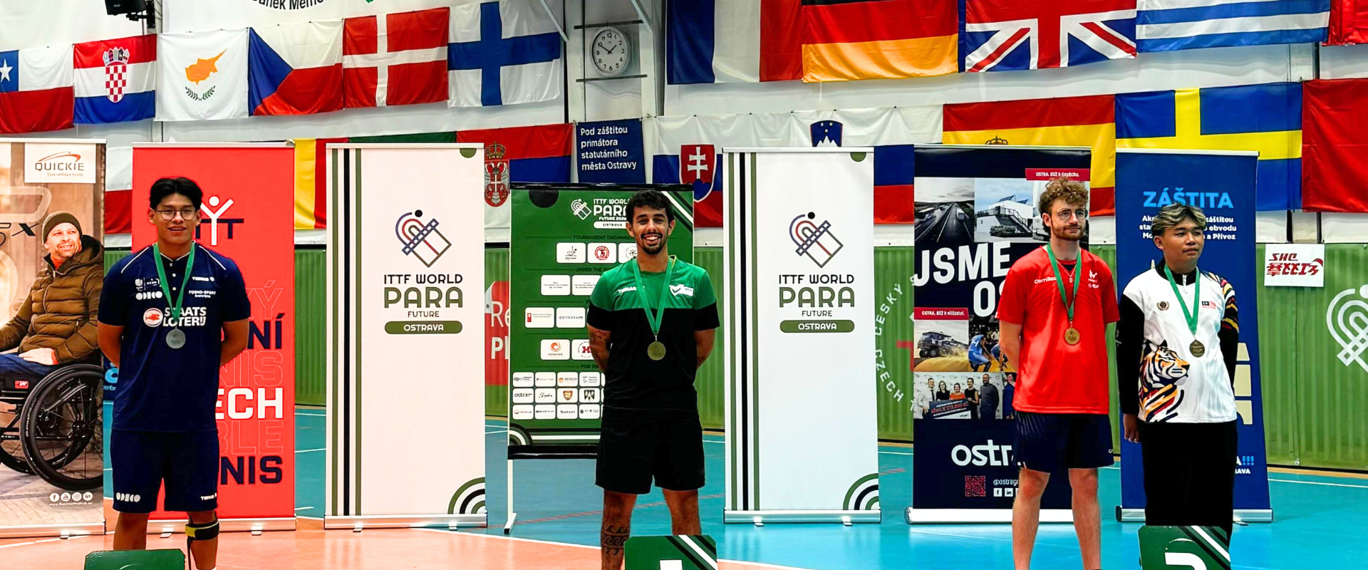 Lucas Carvalho conquista ouro e segue na disputa por mais medalhas no ITTF World Para Future Ostrava 2026