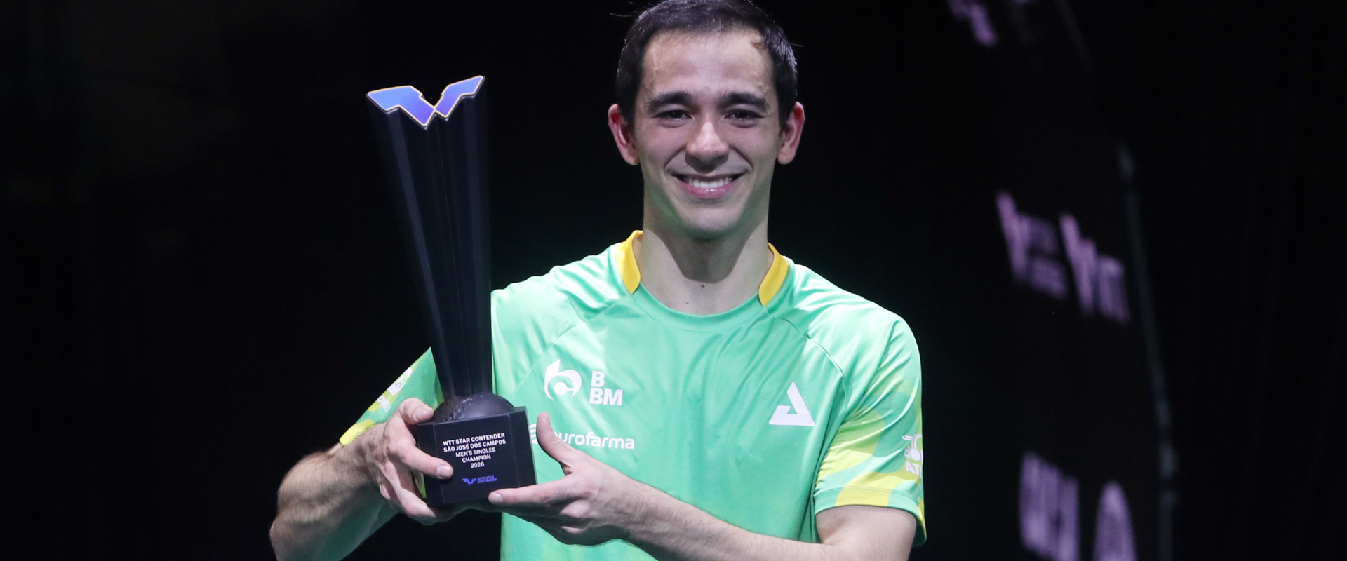 Empurrado pela torcida, Hugo Calderano conquista o título do WTT Star Contender São José dos Campos