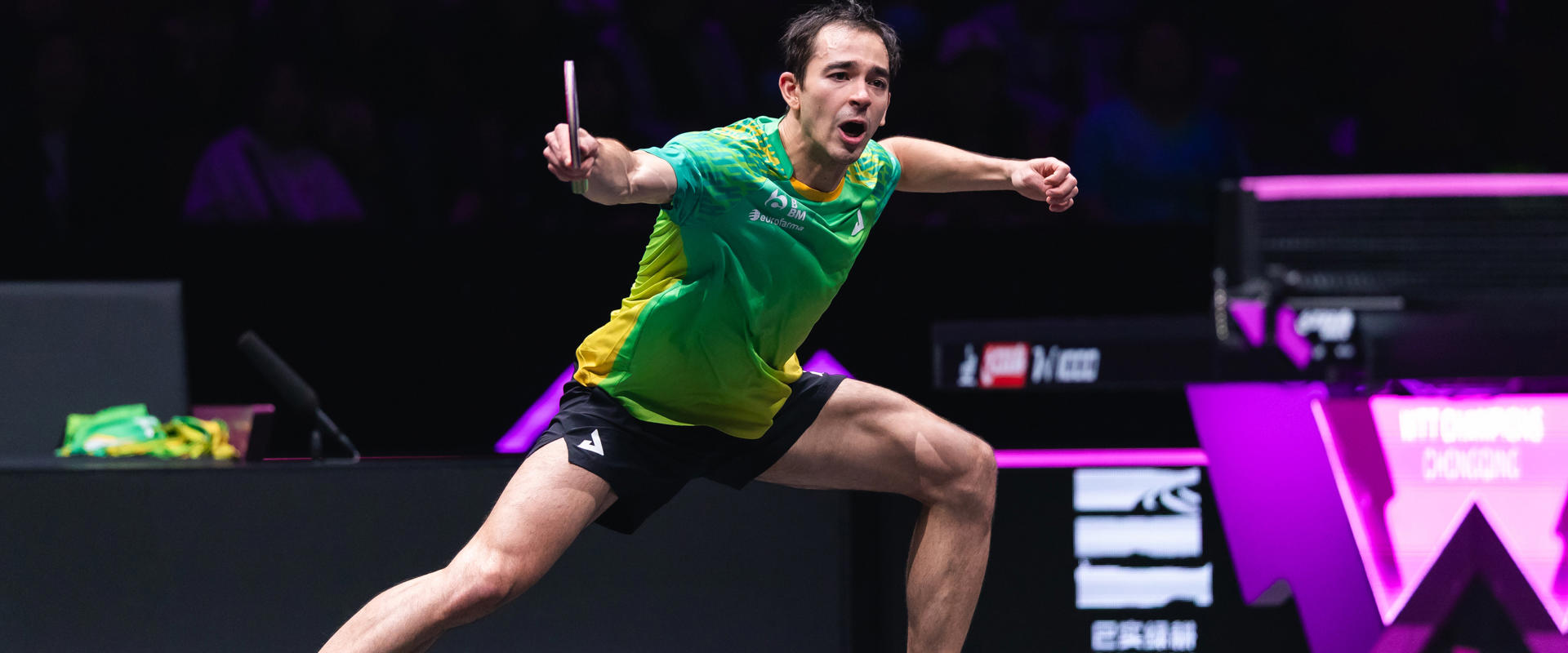 Hugo Calderano vence Tomislav Pucar e avança às quartas de final do WTT Champions Chongqing