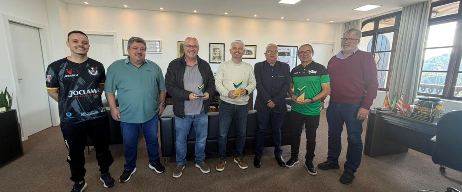 Blumenau renova parceria e seguirá recebendo o Brasileirão de Verão pelos próximos três anos