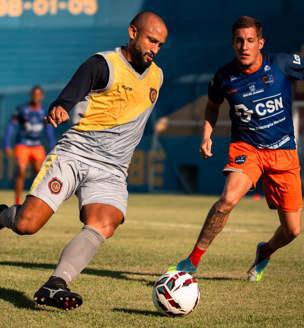 MADUREIRA REALIZA JOGO-TREINO CONTRA O AUDAX
