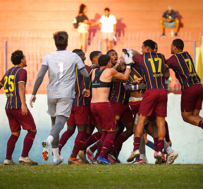 MADUREIRA ELIMINA BONSUCESSO NOS PÊNALTIS