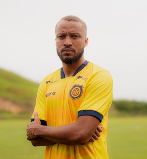 MADUREIRA ANUNCIA O RETORNO DE ARTHUR SANTOS