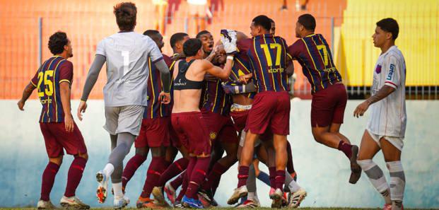 MADUREIRA ELIMINA BONSUCESSO NOS PÊNALTIS