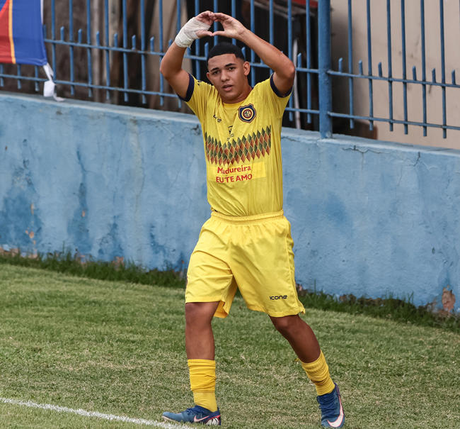 CRIAS DO MEC ENCERRAM GUILHERME EMBRY SUB-16 COM VITÓRIA