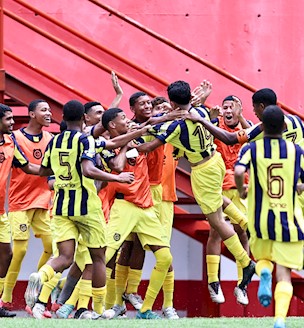 MADUREIRA VOLTA INVICTO DE MESQUITA PELA COPA RIO SUB-15 E SUB-17