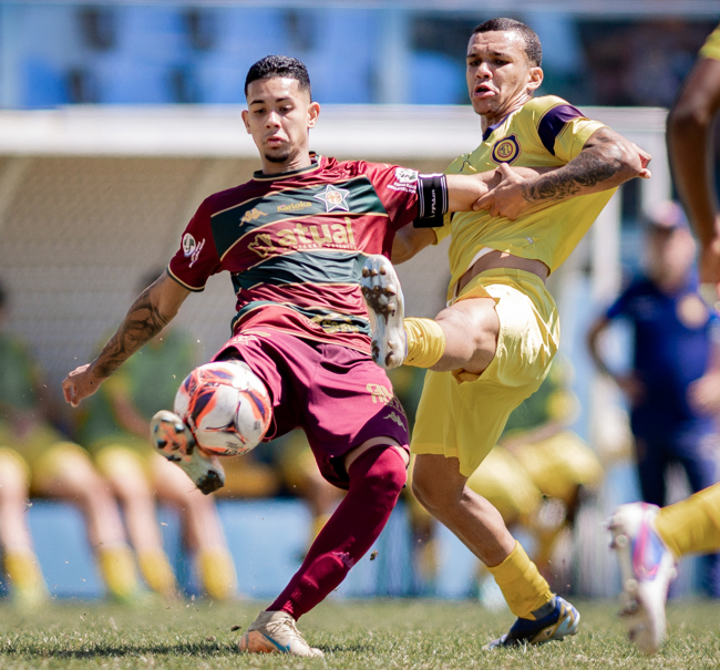 MADUREIRA EMPATA SEM GOLS COM A PORTUGUESA
