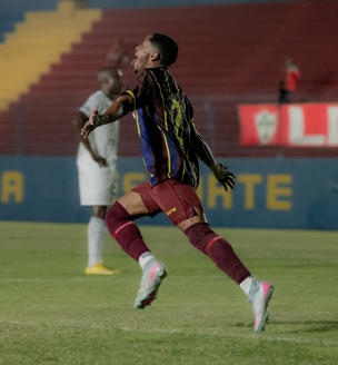 MADUREIRA VOLTA A VENCER NA SÉRIE D