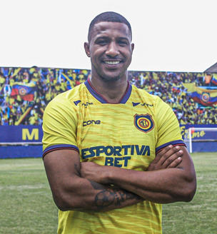 MADUREIRA ACERTA A CONTRATAÇÃO DE JEFFERSON