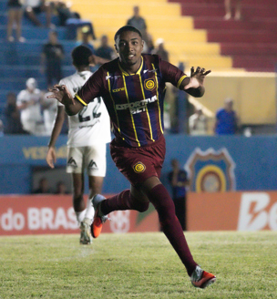 MADUREIRA AVANÇA À TERCEIRA FASE DA COPA DO BRASIL PELA PRIMEIRA VEZ