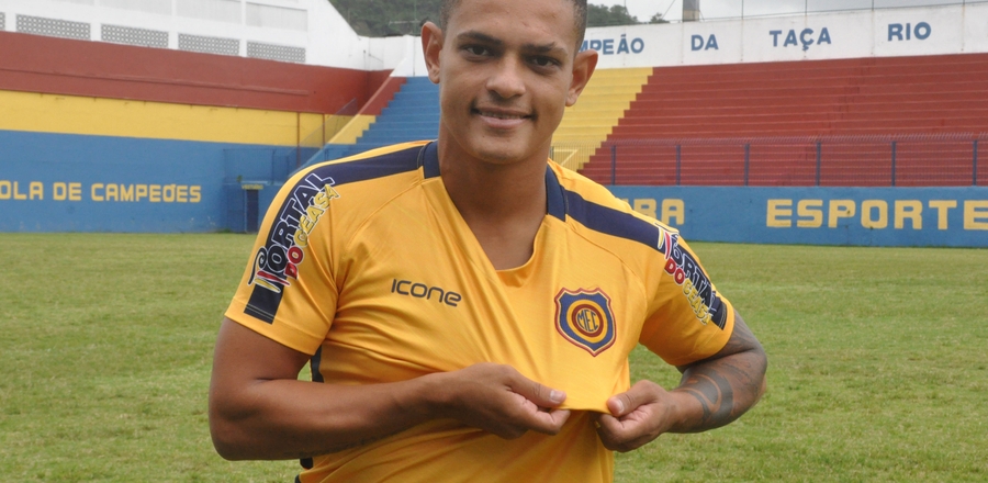 Valdir comemora volta ao Madureira e espera grande