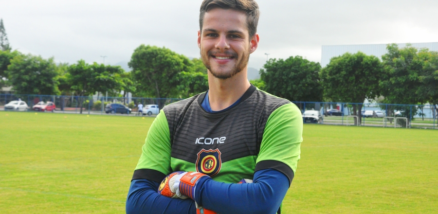 Goleiro Otávio chega por empréstimo e reforça o Ma