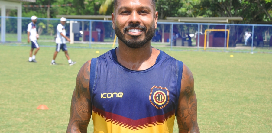 Alanzinho é o novo reforço do Madureira para o Car