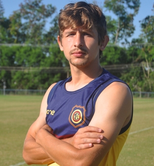 Lateral-esquerdo Geovane Khuchner reforça o Madureira no Carioca