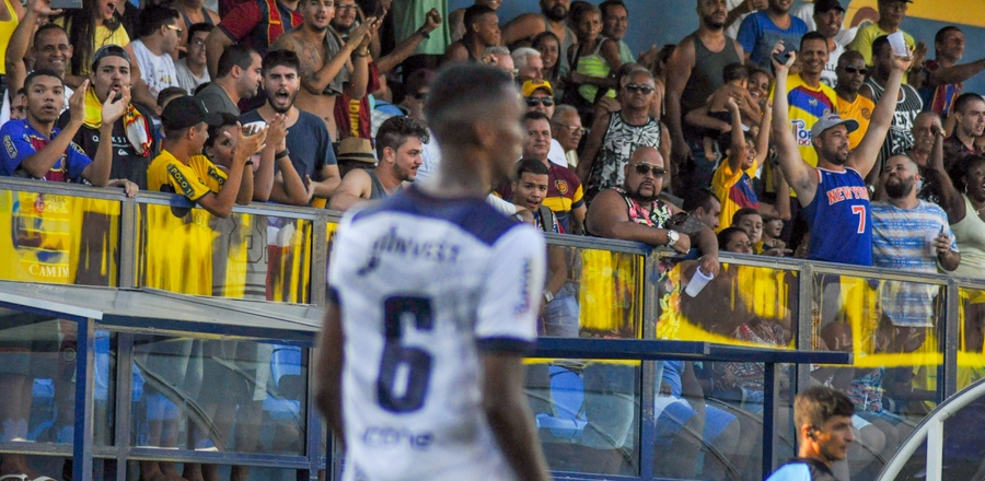 Madureira faz promoção de ingressos para o clássic