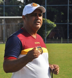 Antônio Carlos Roy não é mais técnico do Madureira